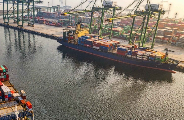 散貨船海運(yùn)越來越受到市場關(guān)注，究竟是哪些原因?qū)е铝诉@種趨勢呢？